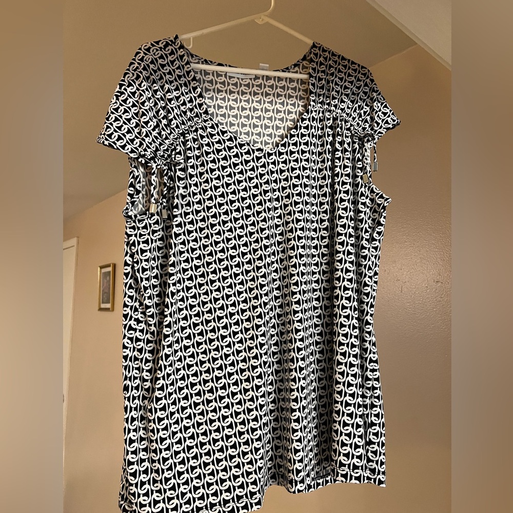 Susan Graver blouse